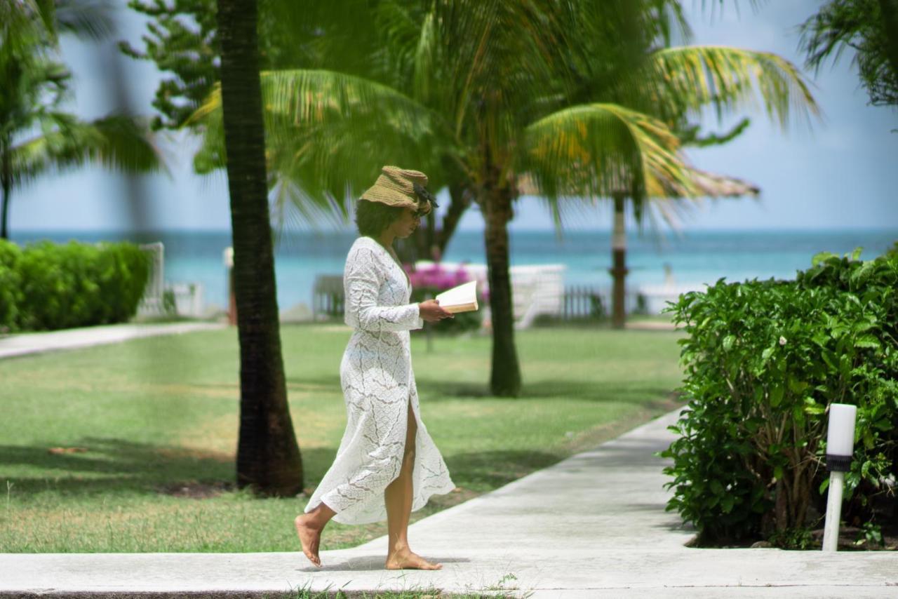 Antigua Village Beach Resort Dickenson Bay المظهر الخارجي الصورة