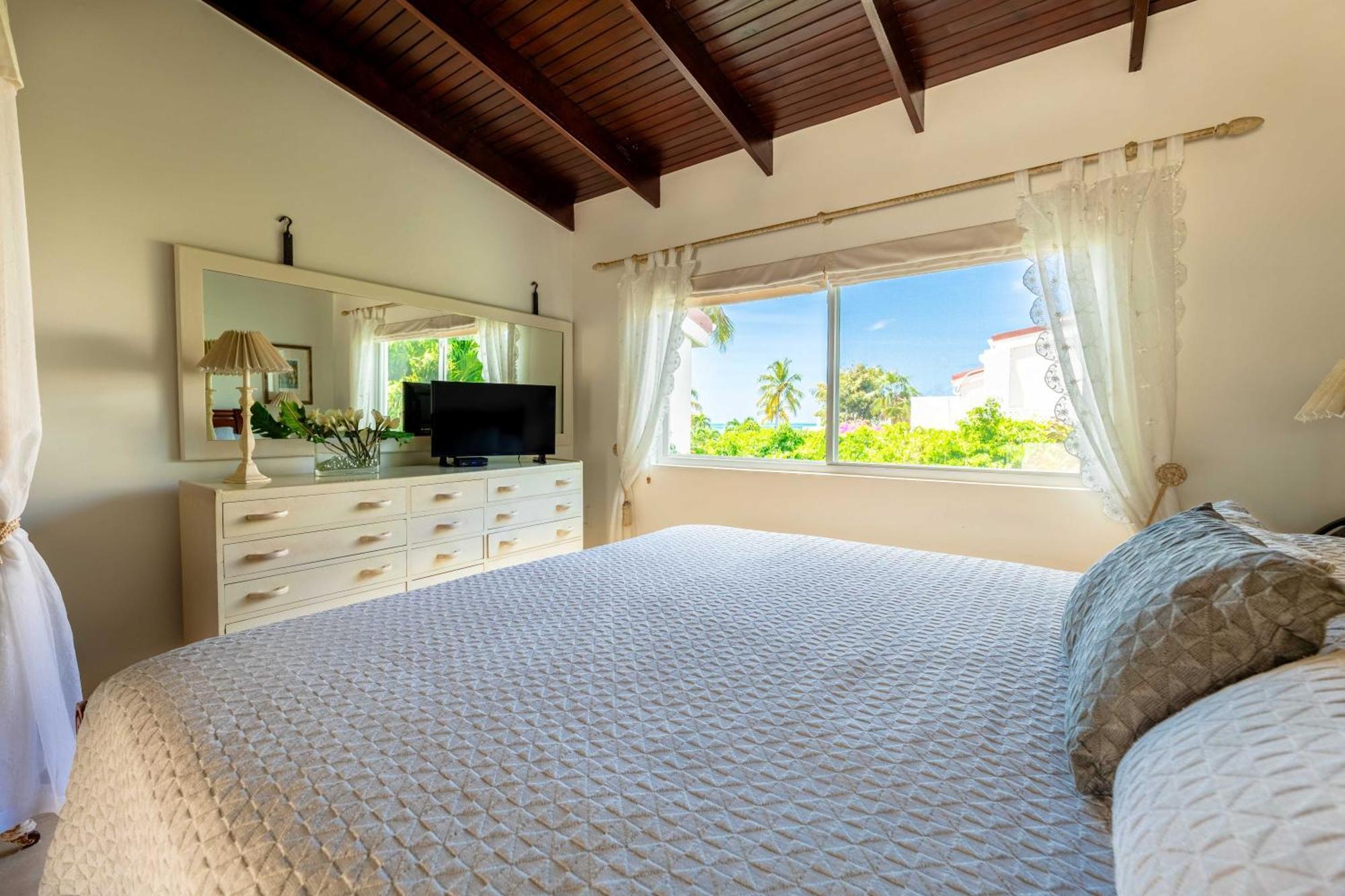 Antigua Village Beach Resort Dickenson Bay المظهر الخارجي الصورة